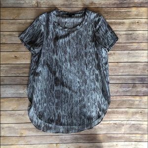 Short sleeve silk blouse